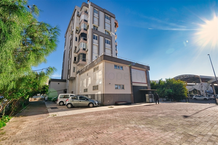 Wohnung 4+2 Duplex im Wohnbezirk Siteler - Antalya 