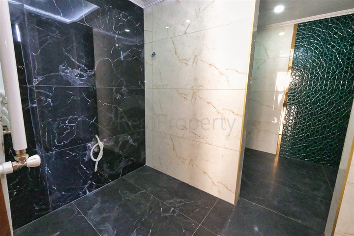 Wohnung 4+2 Duplex im Wohnbezirk Siteler - Antalya 