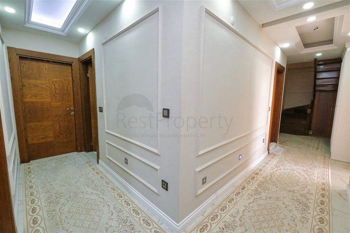 Wohnung 4+2 Duplex im Wohnbezirk Siteler - Antalya 