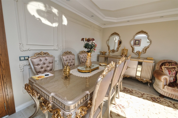 Wohnung 4+2 Duplex im Wohnbezirk Siteler - Antalya 