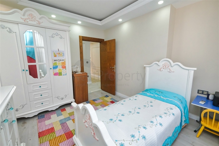 Wohnung 4+2 Duplex im Wohnbezirk Siteler - Antalya 