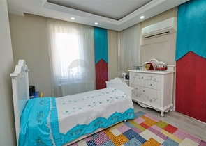 Wohnung 4+2 Duplex im Wohnbezirk Siteler - Antalya 