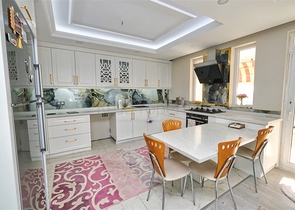 Wohnung 4+2 Duplex im Wohnbezirk Siteler - Antalya 