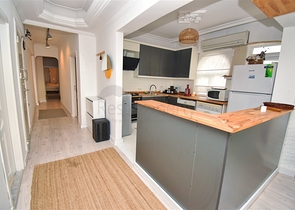 Wohnung mit 3+1 Grundriss im Wohnbezirk Shirinyaly - Antalya  Wohnung mit 3+1 Grundriss im Wohnbezirk Shirinyaly - Antalya