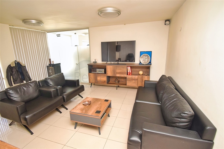 Zum Verkauf steht ein Verkaufsraum in Konyaalti - Antalya zur Verfügung 