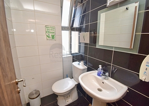 Zum Verkauf steht ein Verkaufsraum in Konyaalti - Antalya zur Verfügung 