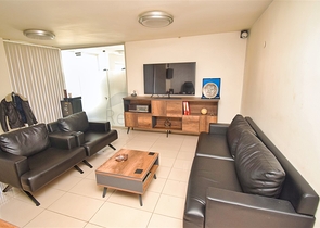 Zum Verkauf steht ein Verkaufsraum in Konyaalti - Antalya zur Verfügung 