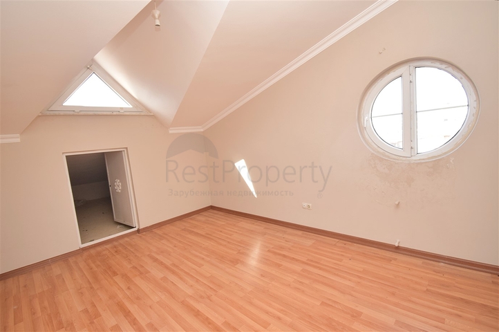 Wohnung 6+1 Duplex im Wohnbezirk Pynarbaşı - Antalya 