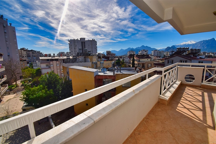 Wohnung 6+1 Duplex im Wohnbezirk Pynarbaşı - Antalya 