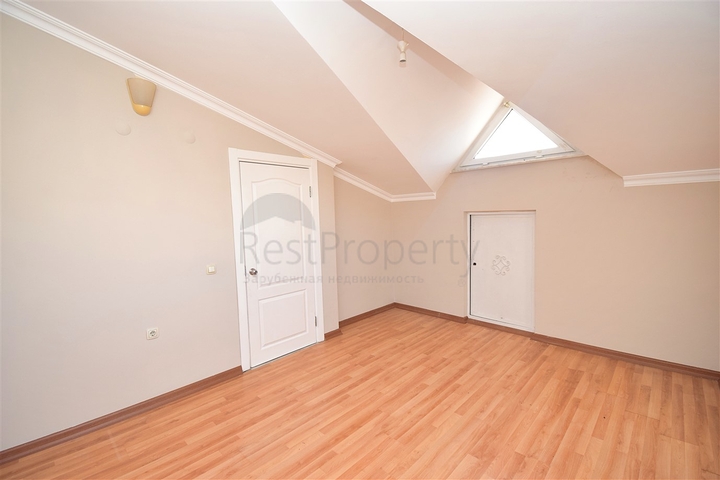 Wohnung 6+1 Duplex im Wohnbezirk Pynarbaşı - Antalya 