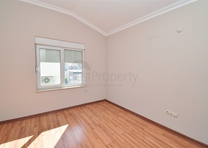 Wohnung 6+1 Duplex im Wohnbezirk Pynarbaşı - Antalya 