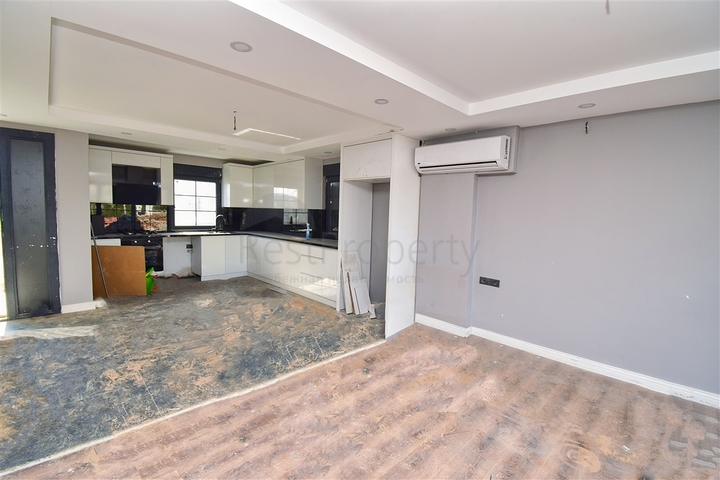 Investitionsprojekt einer 5+1-Villa in der Wohngegend Ermenek - Antalya 