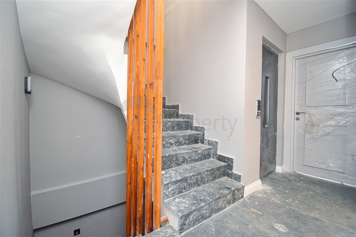 Investitionsprojekt einer 5+1-Villa in der Wohngegend Ermenek - Antalya 