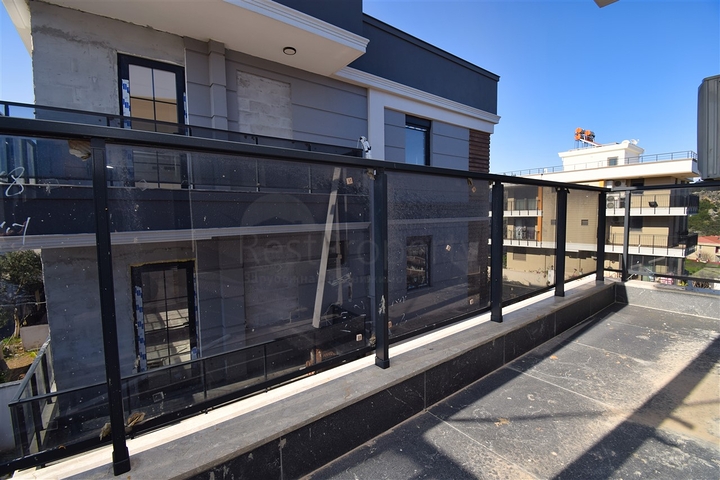 Investitionsprojekt einer 5+1-Villa in der Wohngegend Ermenek - Antalya 