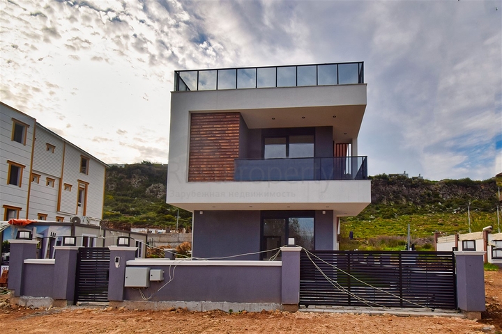 4+1-Villa im Stadtteil Ermenek - Antalya 