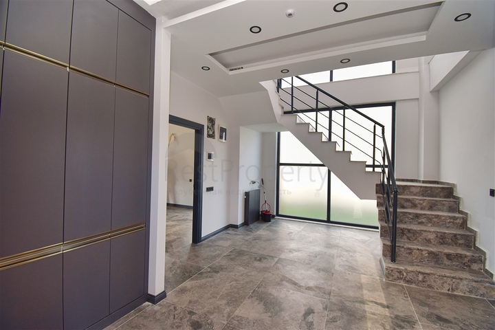 4+1-Villa im Stadtteil Ermenek - Antalya 