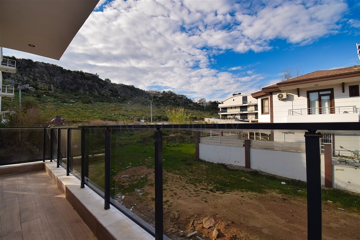 4+1-Villa im Stadtteil Ermenek - Antalya 