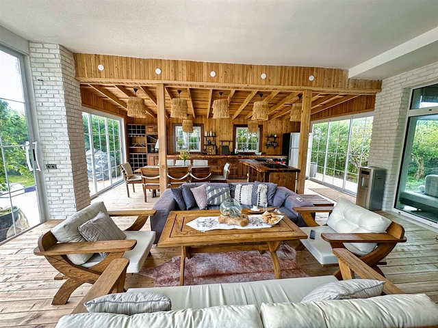 Villa mit 5+1 Grundrissen in der Region Doshemealty - Antalya 