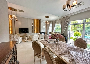 Villa mit 5+1 Grundrissen in der Region Doshemealty - Antalya 