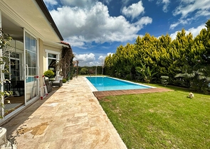 Villa mit 5+1 Grundrissen in der Region Doshemealty - Antalya 