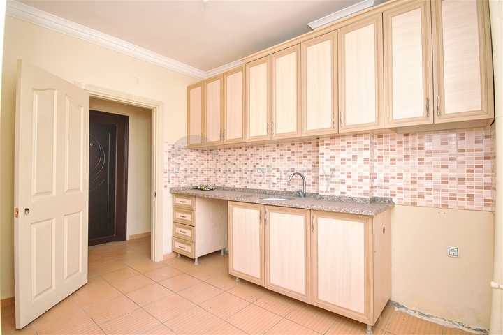 2+1 Wohnung im Wohnbezirk Kyzylaryk - Antalya 