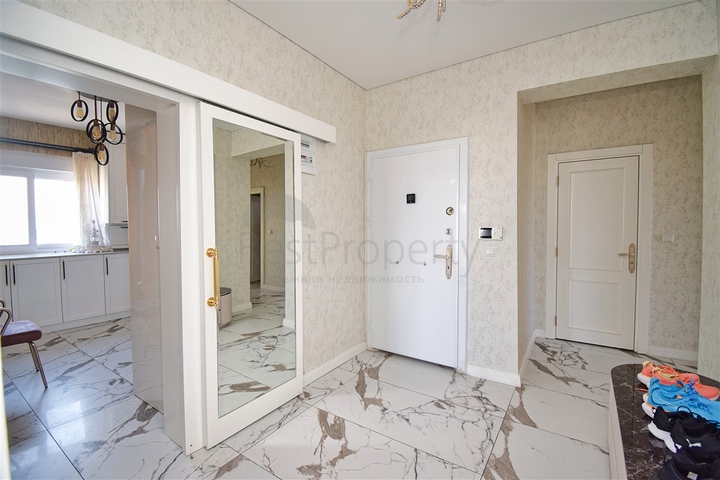 Apartment mit 3+1 Grundriss in der Wohngegend Gyursou - Antalya 