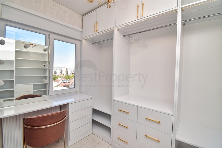 Apartment mit 3+1 Grundriss in der Wohngegend Gyursou - Antalya 