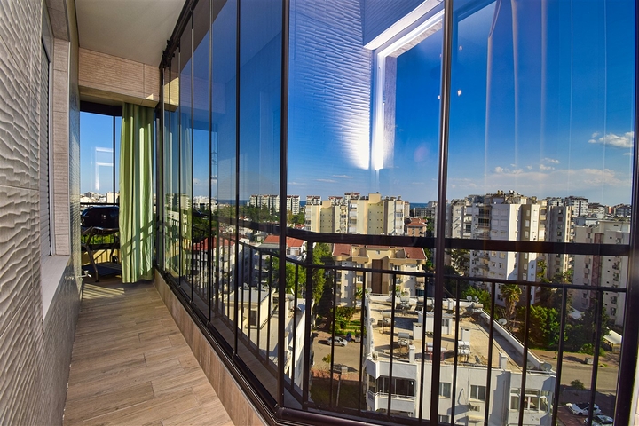 Apartment mit 3+1 Grundriss in der Wohngegend Gyursou - Antalya 