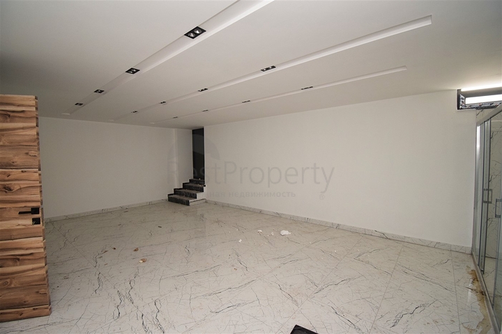 Villa mit 7+1 Grundriss in der Region Doshemealty - Antalya 