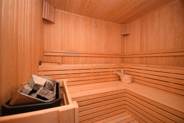 Villa mit 7+1 Grundriss in der Region Doshemealty - Antalya 