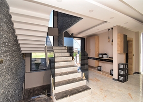 Villa mit 5+1 Grundrissen in der Region Doshemealty - Antalya 