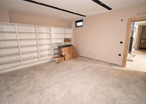 Villa mit 5+1 Grundrissen in der Region Doshemealty - Antalya 