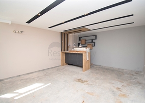 Villa mit 5+1 Grundrissen in der Region Doshemealty - Antalya 