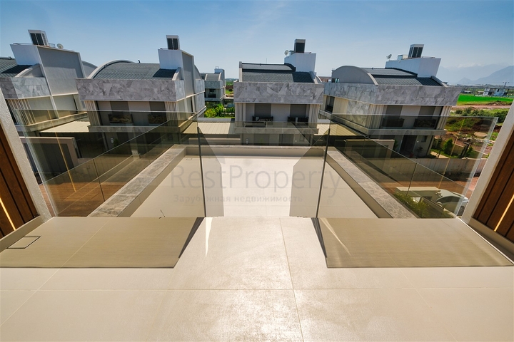 Villa mit 4+2 Grundrissen im Wohnbezirk Altynkale - Antalya 