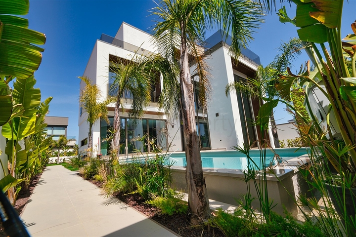 Villa mit 4+2 Grundrissen im Wohnbezirk Altynkale - Antalya 