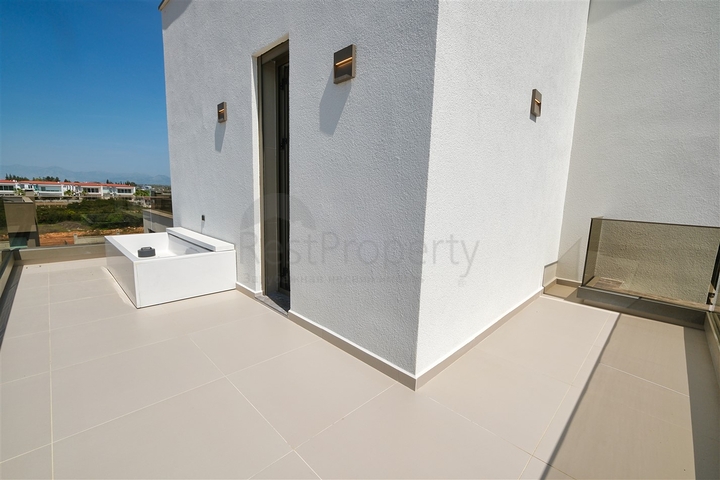 Villa mit 4+2 Grundrissen im Wohnbezirk Altynkale - Antalya 