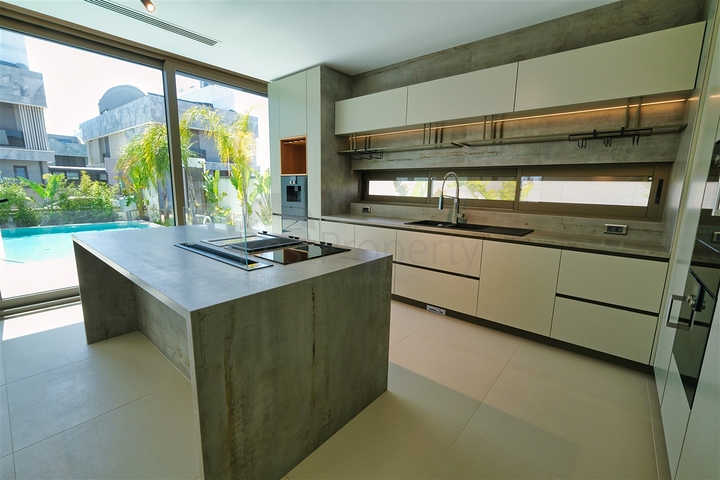 Villa mit 4+2 Grundrissen im Wohnbezirk Altynkale - Antalya 