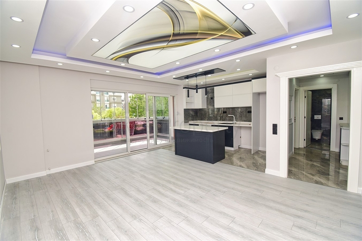 Wohnung mit 3+1 Grundriss im Wohnbezirk Kyzyltoprak - Antalya 