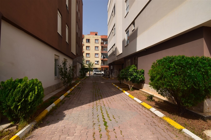 Wohnung mit 3+1 Grundriss im Wohnbezirk Kyzyltoprak - Antalya 