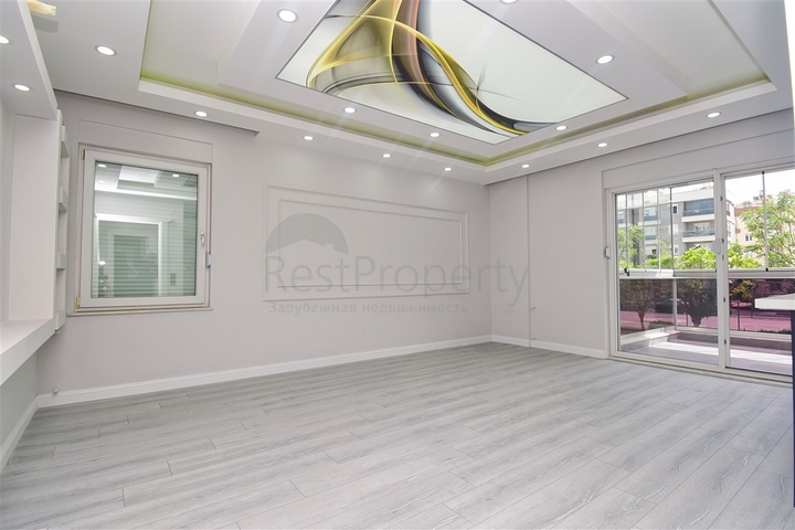 Wohnung mit 3+1 Grundriss im Wohnbezirk Kyzyltoprak - Antalya 