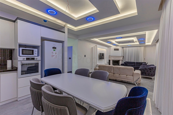 Villa mit 3+2 Grundrissen in Belek - Antalya  Villa mit 3+2 Grundrissen in Belek - Antalya