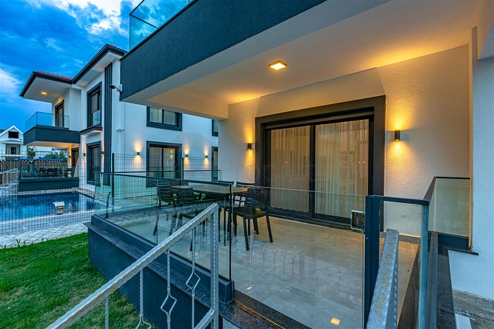Villa mit 3+2 Grundrissen in Belek - Antalya  Villa mit 3+2 Grundrissen in Belek - Antalya