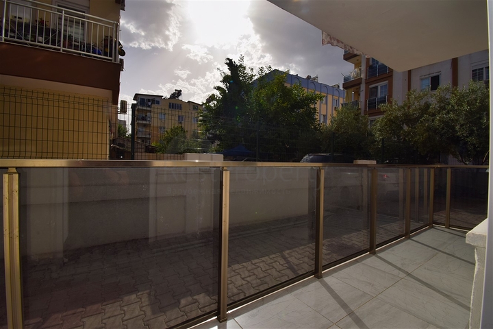 2+1 Wohnung im Stadtteil Konuksever -Antalya