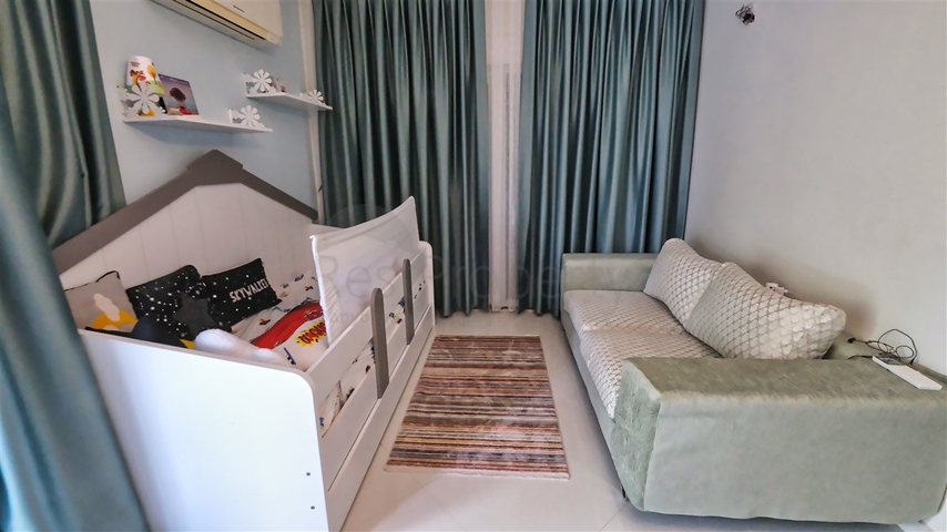 4+1-Villa in der Region Doshemealty - Antalya 