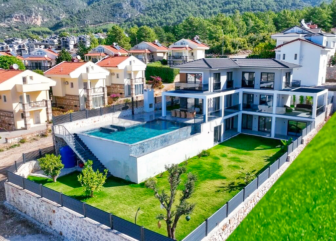 Villa mit 6+1 Grundriss in Fethiye - Antalya 