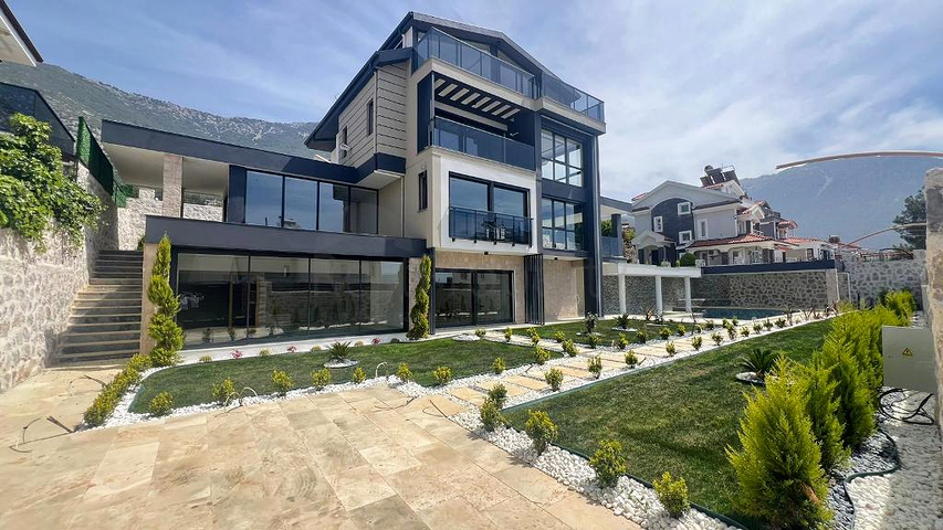 Villa mit 6+1 Grundriss in Fethiye - Antalya 