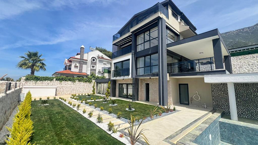Villa mit 6+1 Grundriss in Fethiye - Antalya 