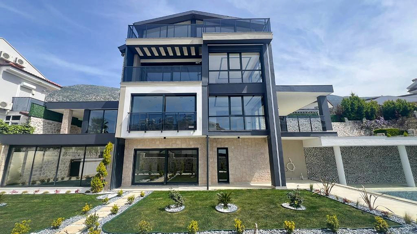 Villa mit 6+1 Grundriss in Fethiye - Antalya 