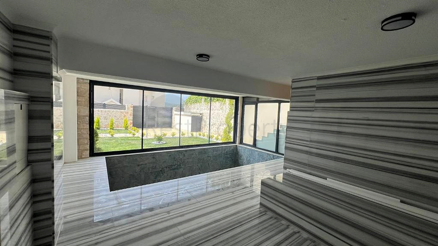 Villa mit 6+1 Grundriss in Fethiye - Antalya 