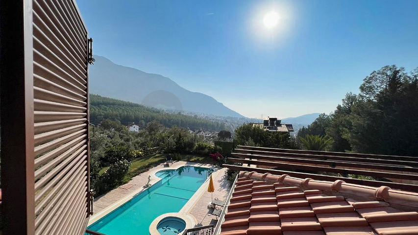 Villa mit 7+1 Grundriss in Fethiye - Antalya 